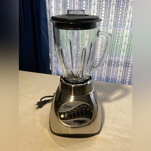 Oster Kitchen Oster 68201 Core 16speed Blender With Glass Jar Black
